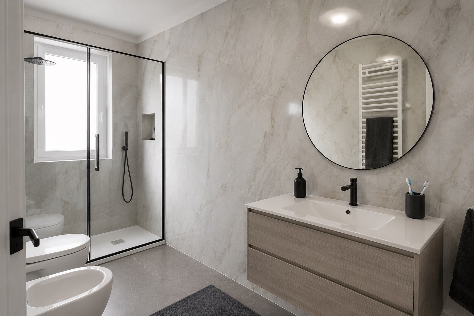 Bagno rinnovato con pannelli PVC effetto marmo senza demolizione